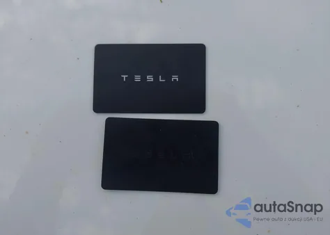 2020 Tesla Model Y Long Range Dual Motor All-Wheel Drive from USA, damaged, VIN 5YJYGDEE4LF057835